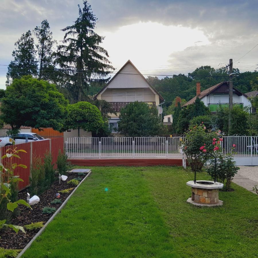 Edit Ház Hajdúszoboszló Exterior foto